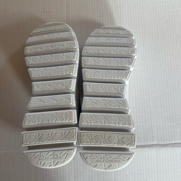 Skechers Gray Memory Foam Athletic Shoes Size 10.5 - Picture 5 of 8